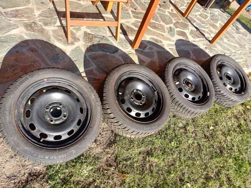 Zimní sada 4 pneu 195/50 R15 82T Barum Polaris3 na disku 6Jx - foto 1