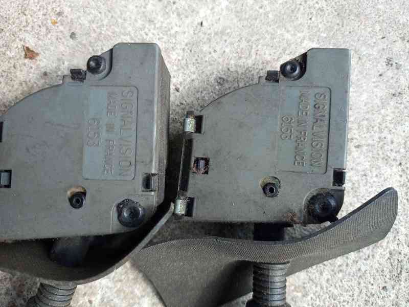 spínače Peugeot 405 - foto 5
