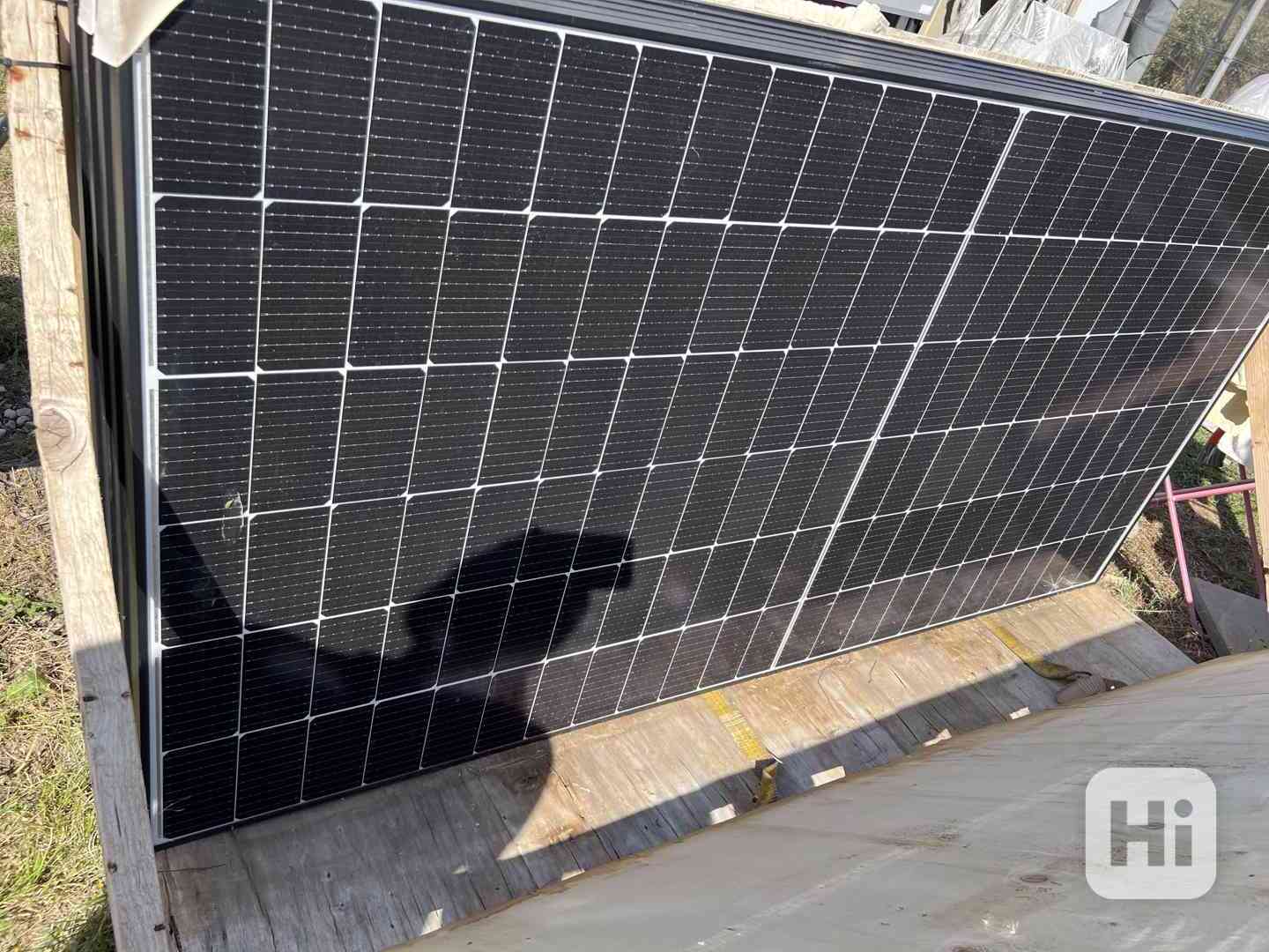 NOVÉ Solární panely Amerisolar 550Wp 6 kusu - foto 1