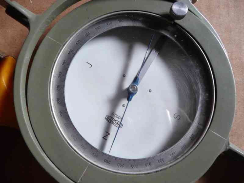 Měřičské kompasy - foto 1