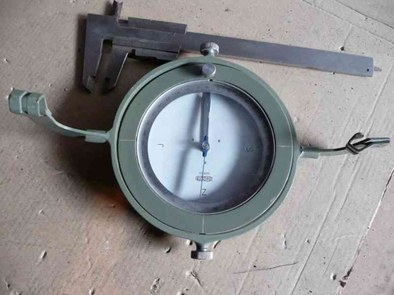 Měřičské kompasy - foto 3
