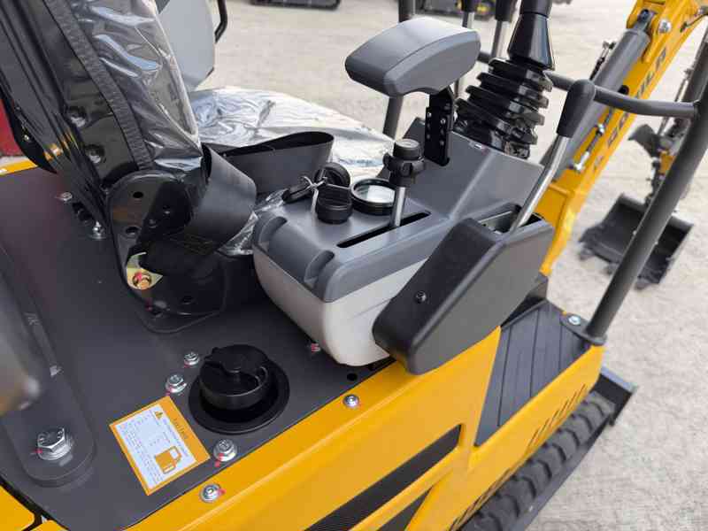 PÁSOVÝ MINIBAGR GORILA G10S I LITE 2 2026 - foto 18