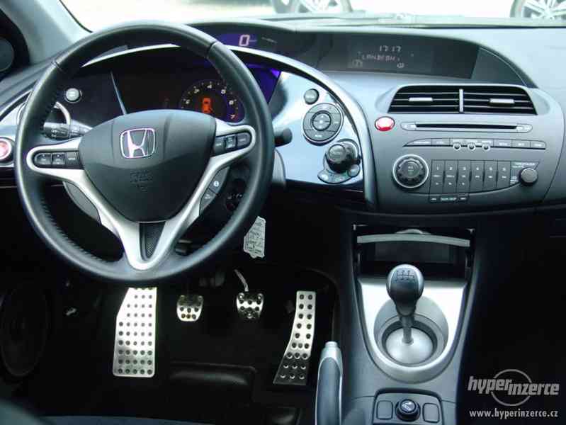 Honda Civic 1.8i-VTEC Sport - foto 3