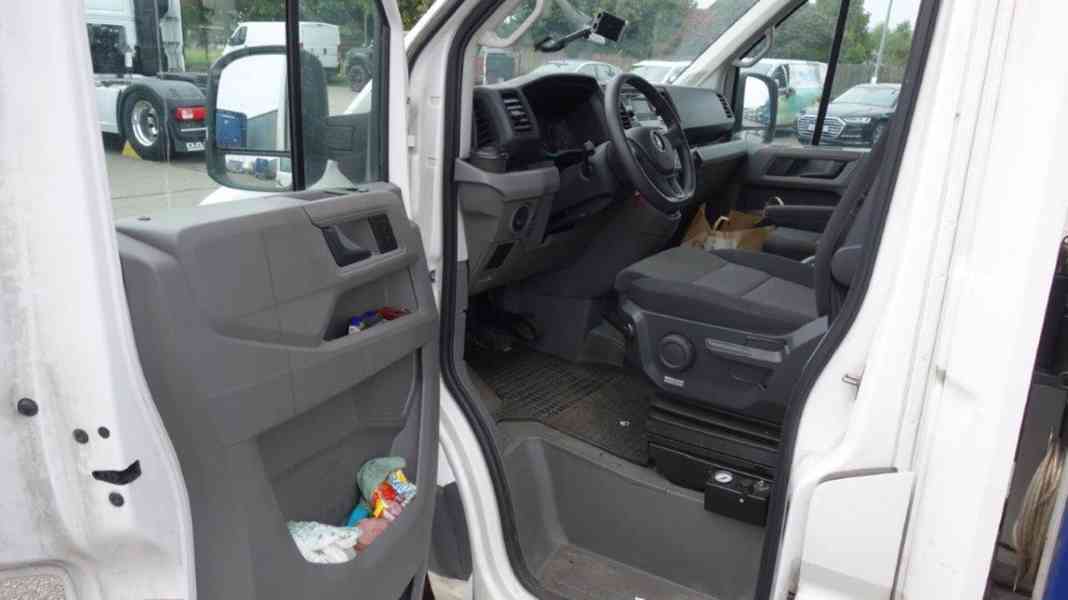 VOLKSWAGEN Crafter 35 2.0 6G FWD DR valníkový s plachtou - foto 6