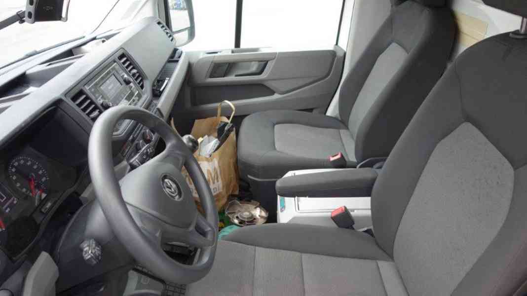 VOLKSWAGEN Crafter 35 2.0 6G FWD DR valníkový s plachtou - foto 7