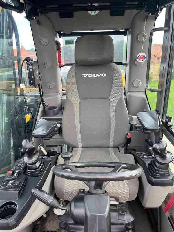 Kolové rypadlo Volvo EW160E (Možnost leasingu) - foto 7