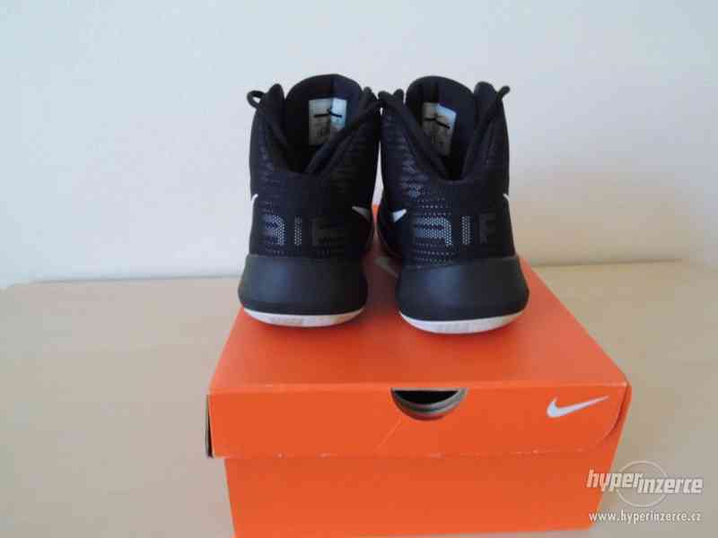Basketbalové boty Nike Air Precision - foto 3