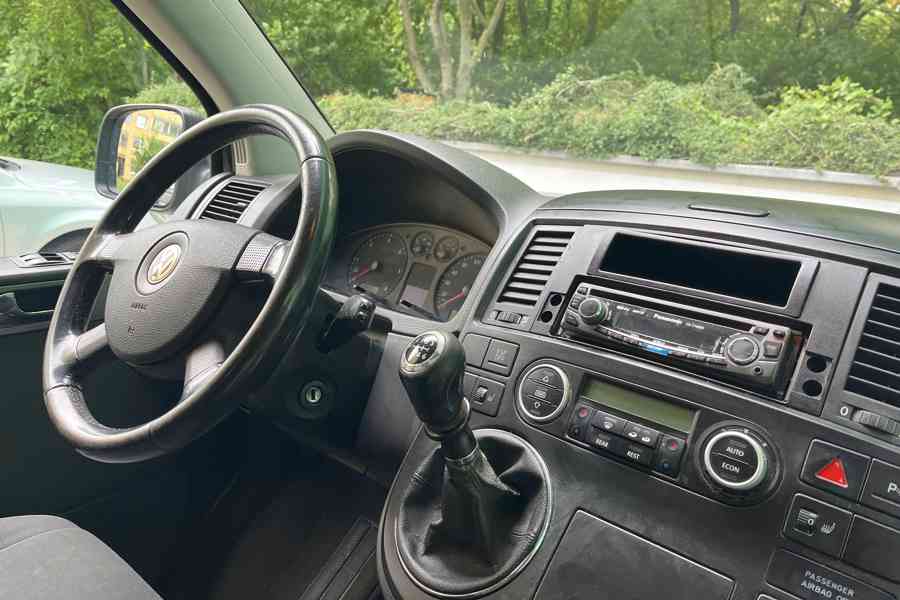 VW Multivan T5 2.5 TDI 4x4, 96kW, Nezávislé topení - foto 7