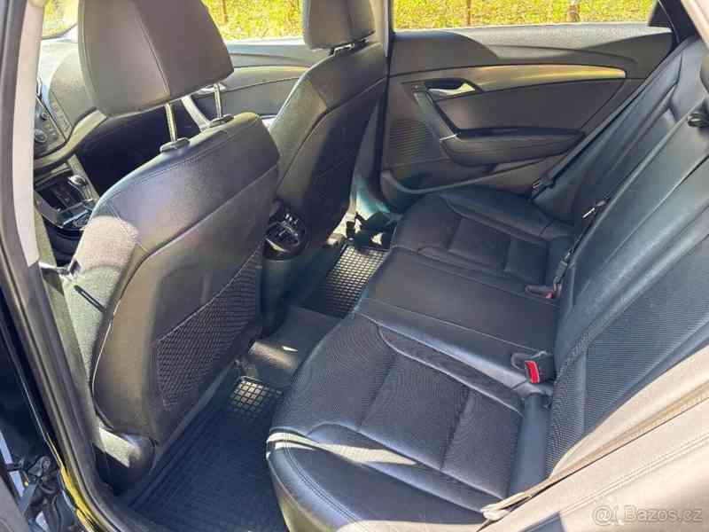 Hyundai i40 1,7 - foto 3