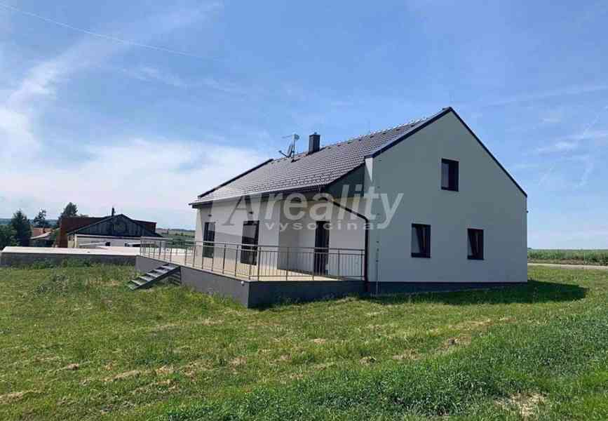 Prodej novostavby rodinného domu, 185 m2, pozemek 1.043 m2, Cerekvička-Rosice - foto 2