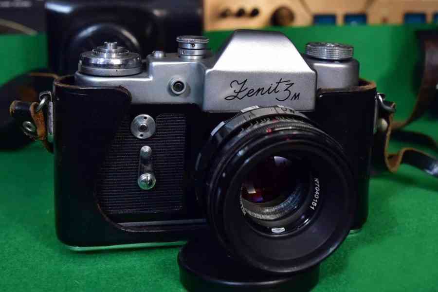 Fotoaparát Zenit 3M, objektiv Helios 44 2/58 - foto 1