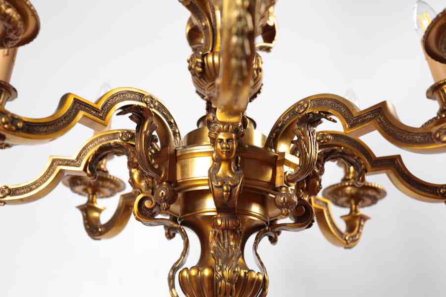 Starožitný francouzský bronzový lustr Mazarin. Zlacený - foto 3