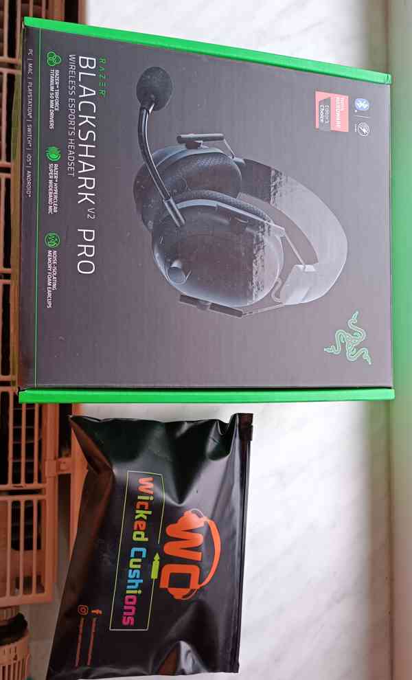 Bezdrátové sluchátka značky Razer - foto 4