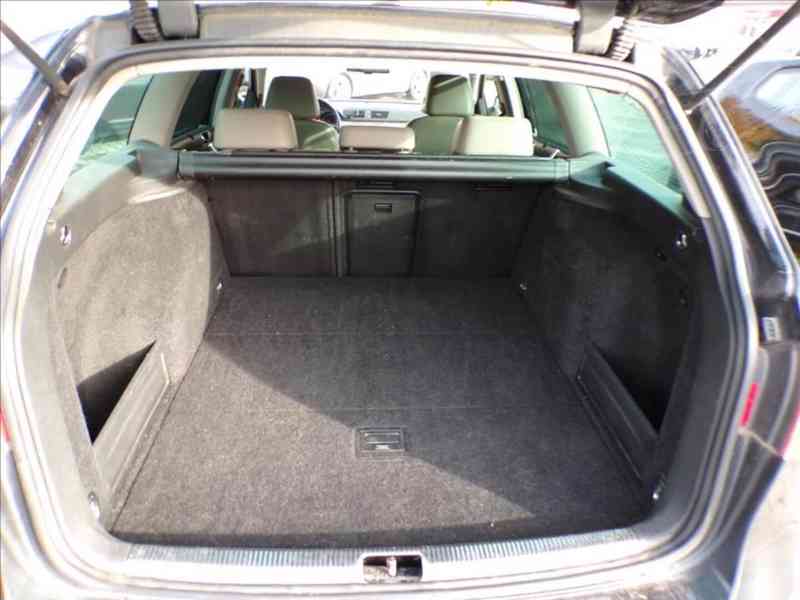 VW Passat 2,0 TDI DSG,HIGHLINE-AUTOMAT - foto 9