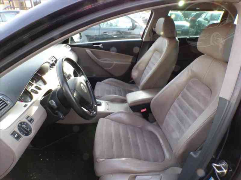 VW Passat 2,0 TDI DSG,HIGHLINE-AUTOMAT - foto 7
