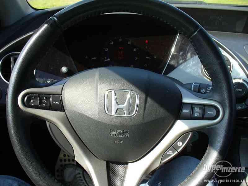 Honda Civic, 1.8 i-VTEC, SPORT,TOP STAV - foto 8