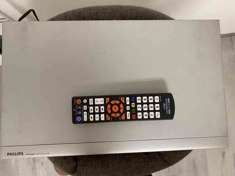Kvalitní combo VHS a DVD přehrávač PHILIPS DVP3100V - foto 5