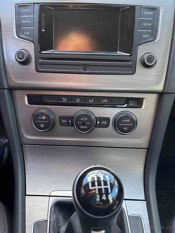 Volkswagen Golf 1,2 7 (VII), benzín - foto 13