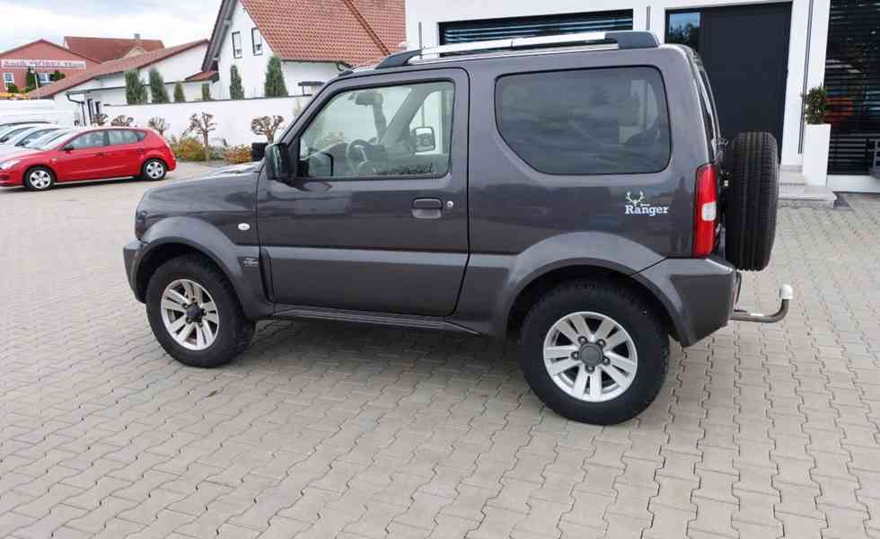 Suzuki Jimny 1.3i 4WD Style Ranger benzín 62kw - foto 9