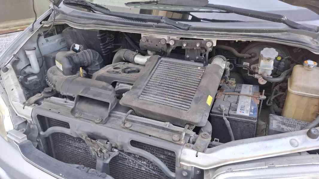 Hyundai H1  - foto 3