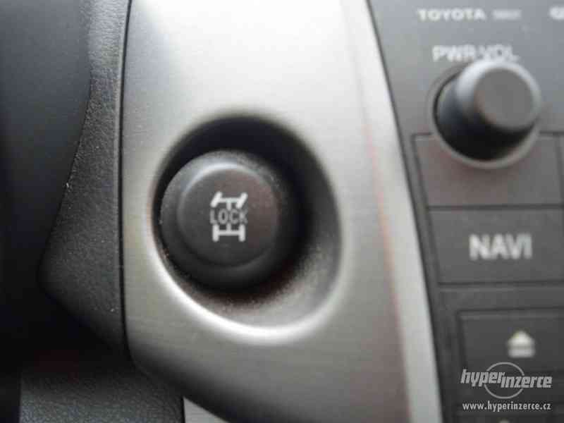 Toyota RAV 4 4x4 - foto 8