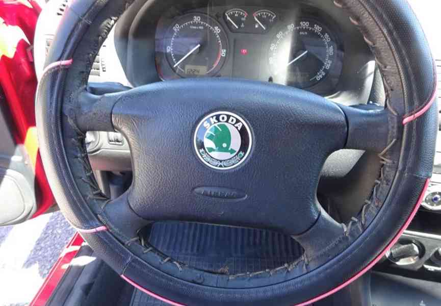 Škoda Octavia 1.9 TDI r.v.2004 (66 kw) klima ČR - foto 8