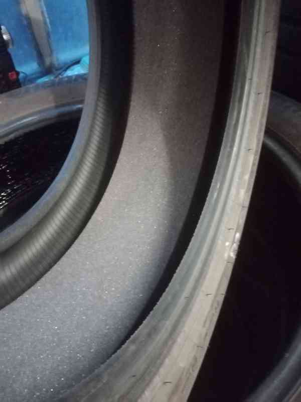 Letní pneu 2kusy 285/35/20 vzorek 80% BRIDGESTONE - dobírka - foto 2