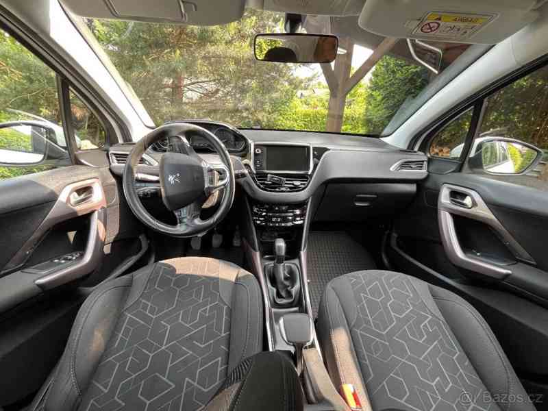 Peugeot 2008 1,2 Pure Tech - foto 3
