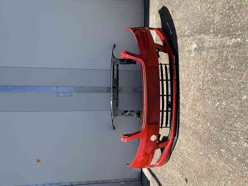 predni naraznik skoda fabia 2 II roomster cerveny - foto 1