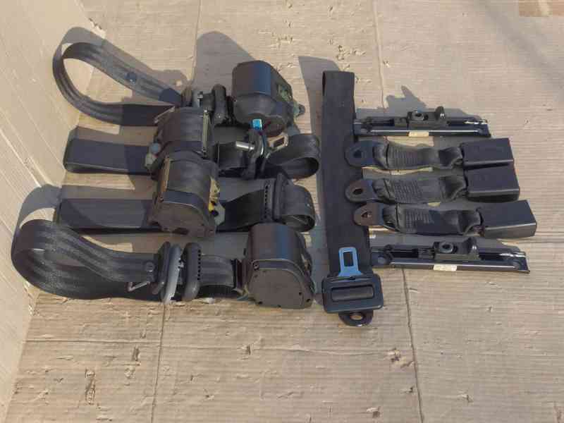 Sada bezpečnostních pásů Škoda Felicia - foto 7