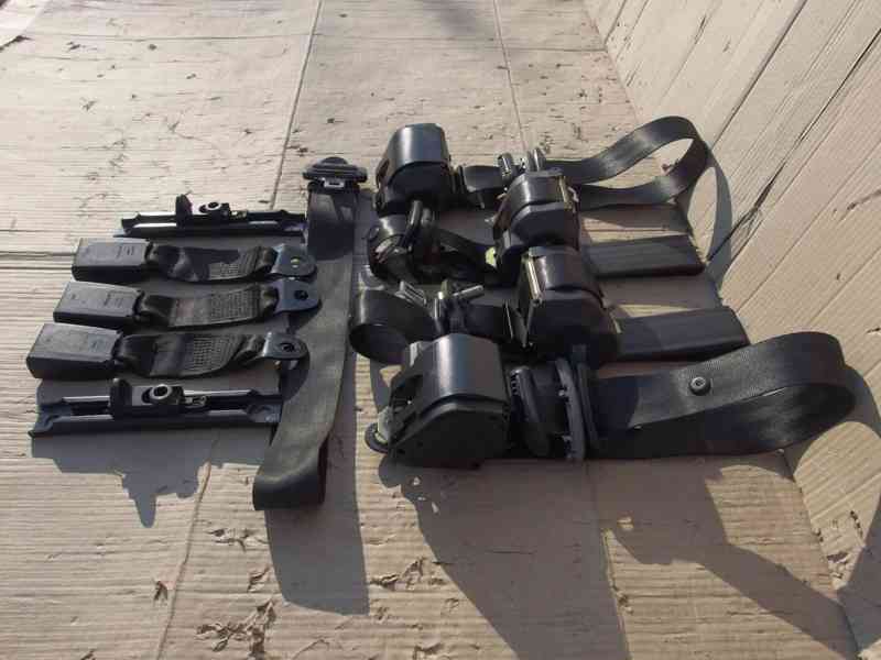 Sada bezpečnostních pásů Škoda Felicia - foto 6