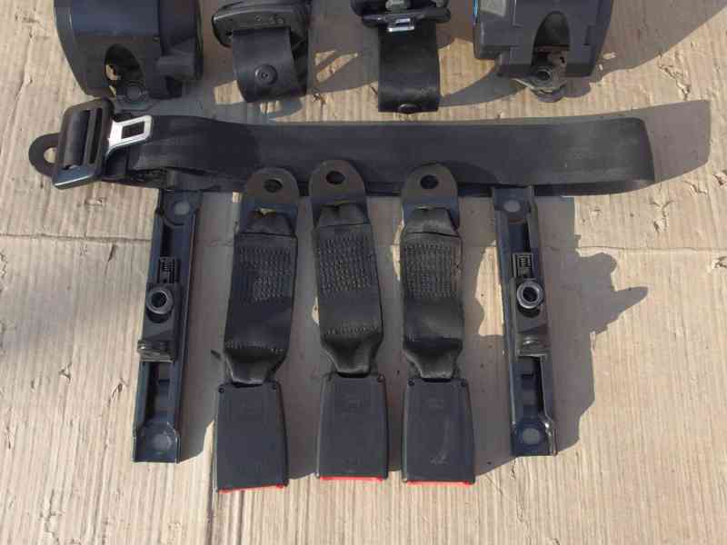 Sada bezpečnostních pásů Škoda Felicia - foto 4