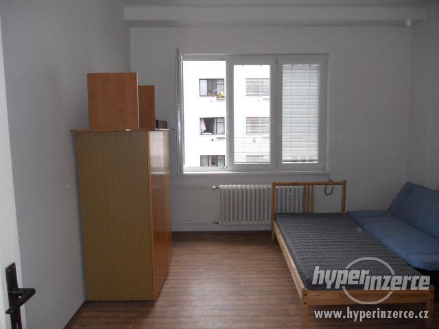 Dlouhodobý pronájem bytu 1+kk, 29m2, OV, Praha 4 - Podolí - foto 5