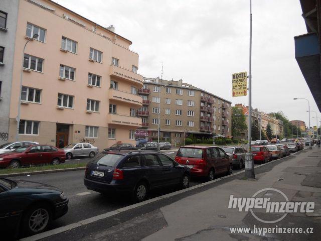 Dlouhodobý pronájem bytu 1+kk, 29m2, OV, Praha 4 - Podolí - foto 10