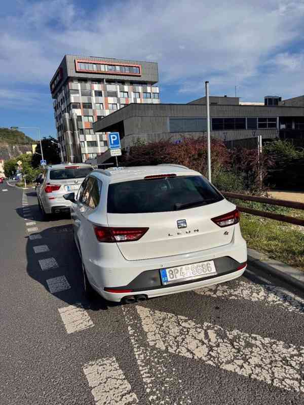Seat Leon 2,0 FR TDi 110kw - foto 5
