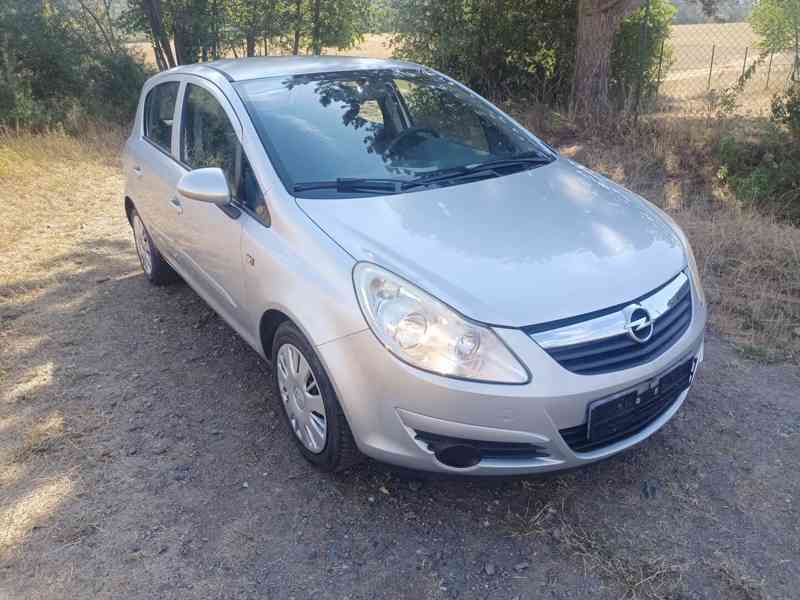 Opel Corsa D 1.2 16V 59Kw RV.2007 - NOVÁ STK  - foto 5