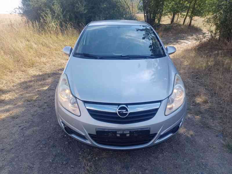Opel Corsa D 1.2 16V 59Kw RV.2007 - NOVÁ STK  - foto 15