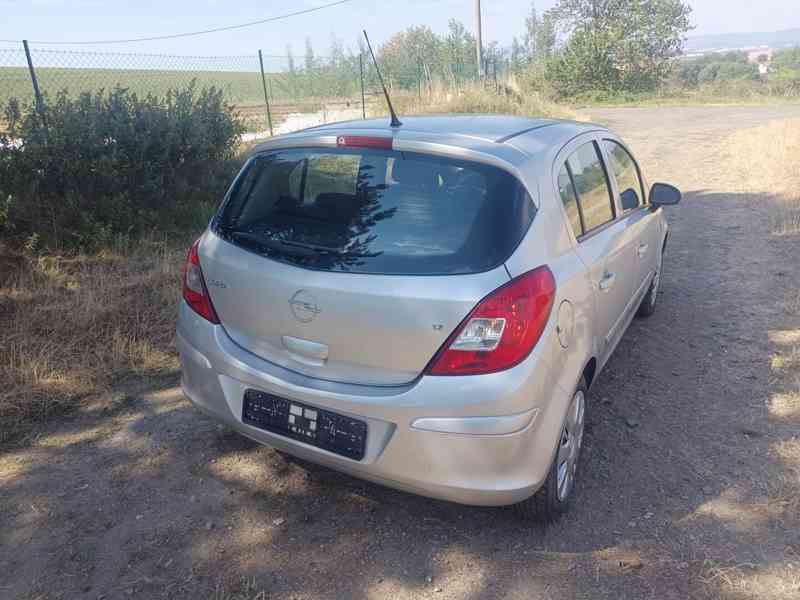 Opel Corsa D 1.2 16V 59Kw RV.2007 - NOVÁ STK  - foto 17