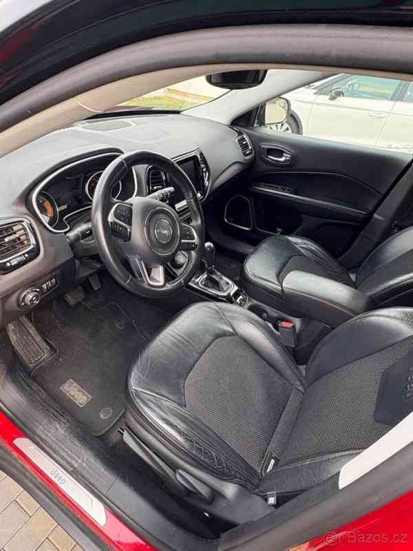 Jeep Compass 2,0   12/2017 D limited 4x4 1.maj - foto 6