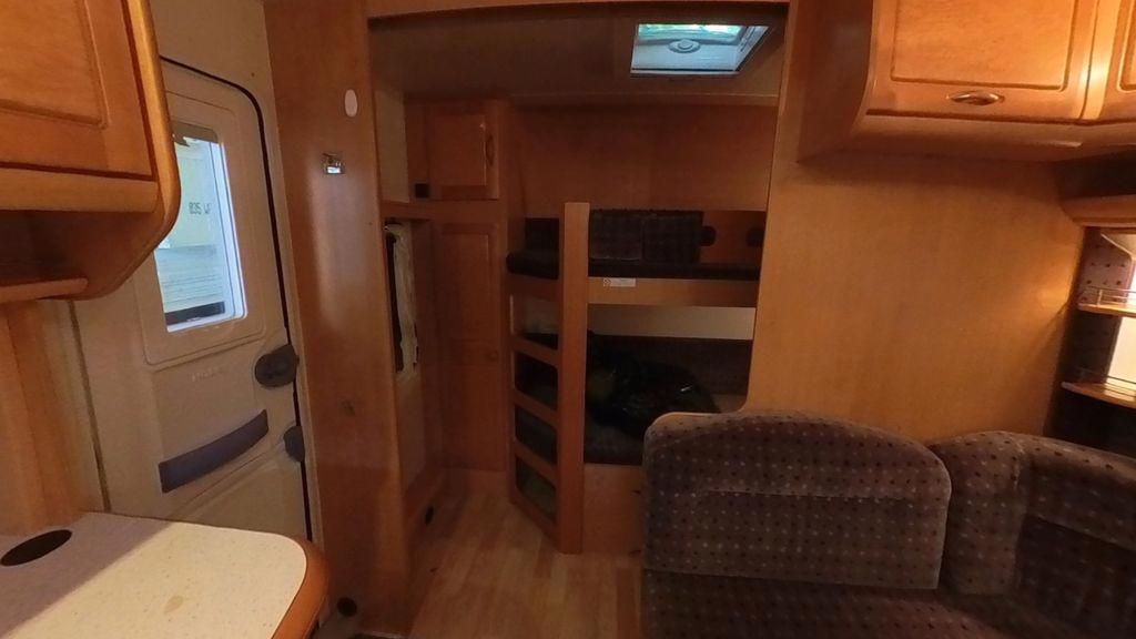 Karavan Hobby 560 KMFE Prestige - foto 9