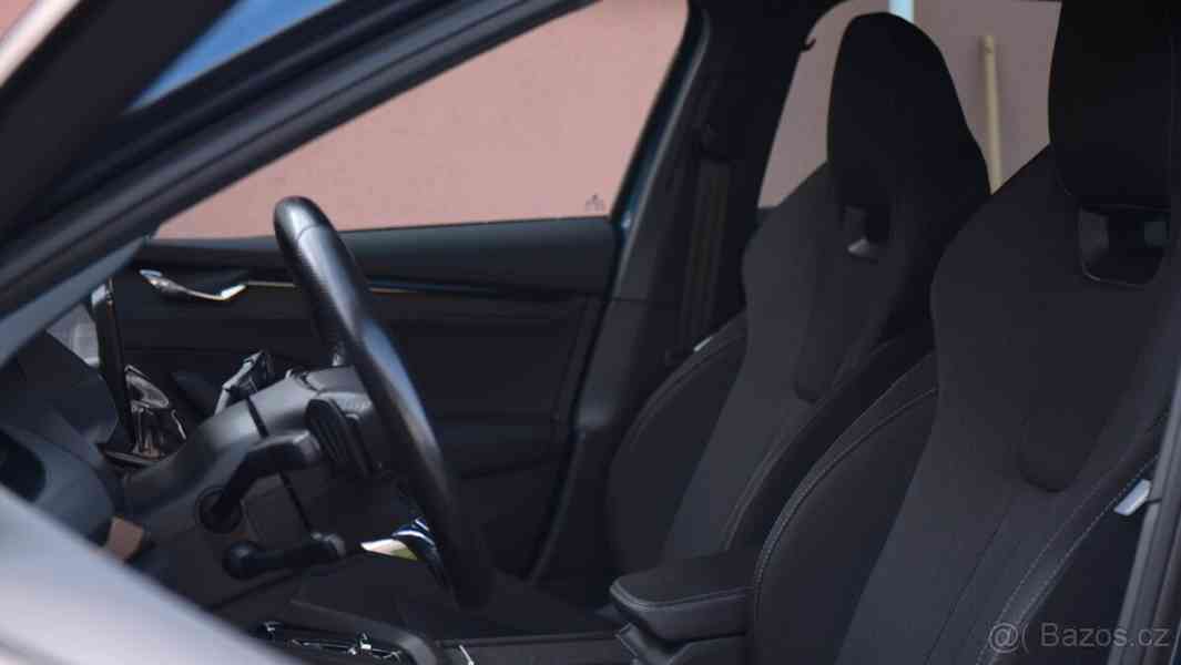 Škoda Octavia 2,0   TDI 110kW DSG, 1. majitel - foto 5