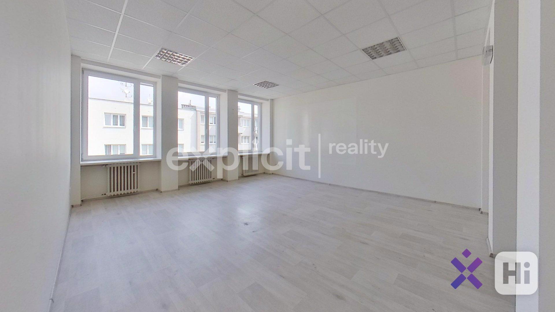 Pronájem, Kanceláře, 33 m2 - Zlín, Zarámí - foto 11