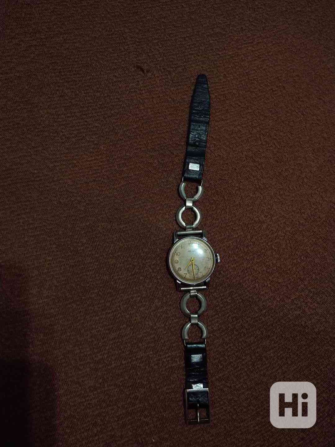 Prodám starožitné hodinky Kama - foto 1