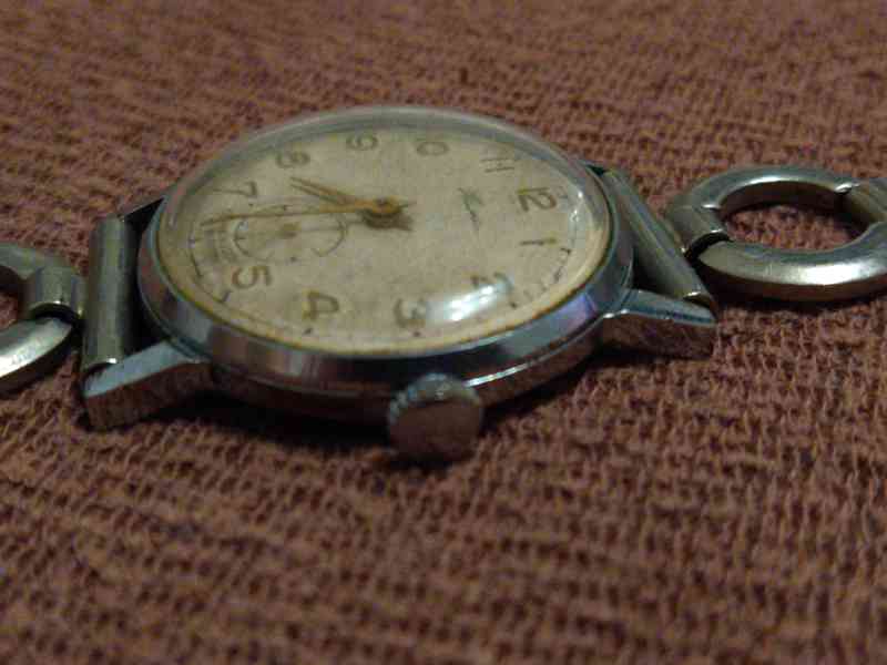 Prodám starožitné hodinky Kama - foto 5