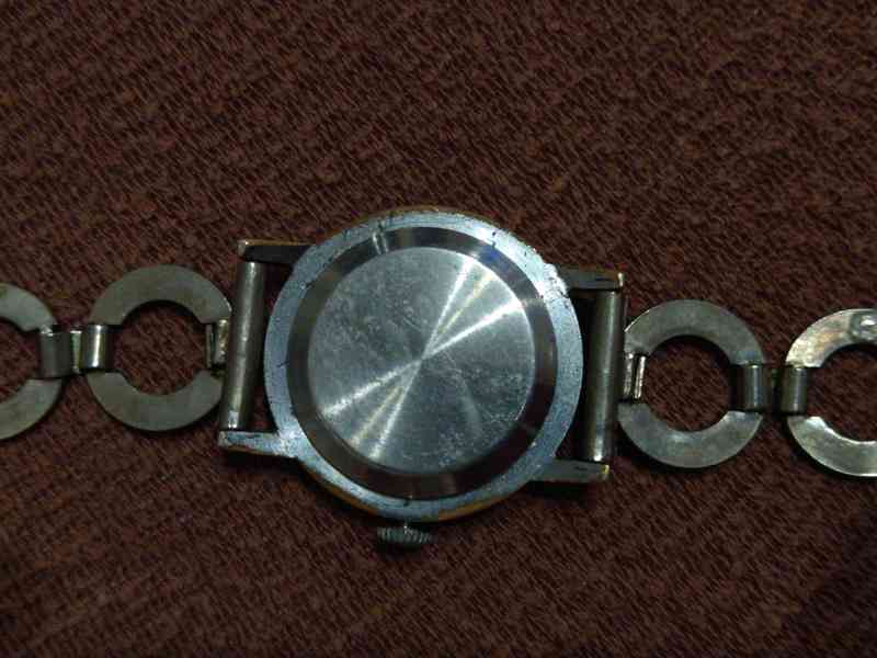 Prodám starožitné hodinky Kama - foto 4