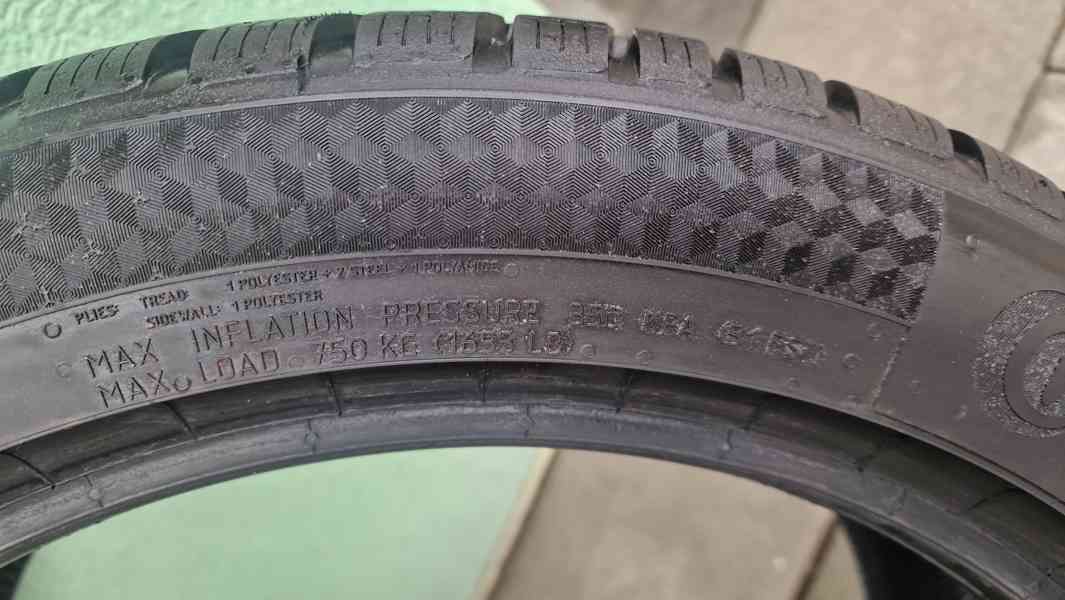 Prodám 1ks zimní pneu Continental Winter Contact 235-45/18 - foto 8