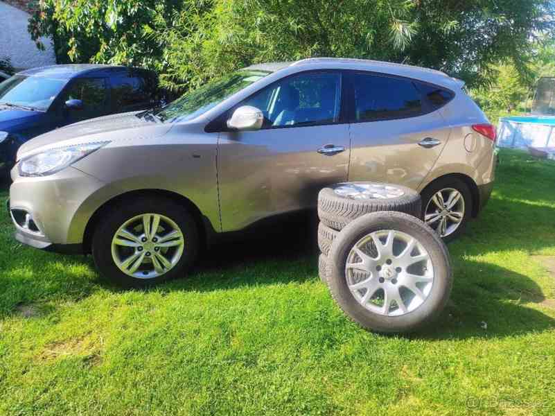 Hyundai ix35 2,0 crdi 135kw 4wd - foto 10