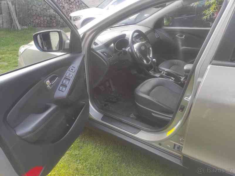 Hyundai ix35 2,0 crdi 135kw 4wd - foto 9