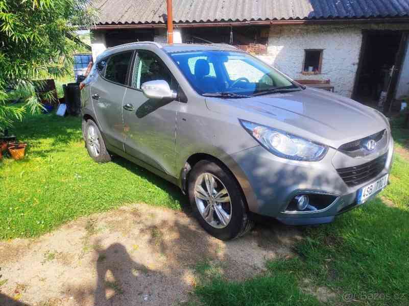 Hyundai ix35 2,0 crdi 135kw 4wd - foto 8