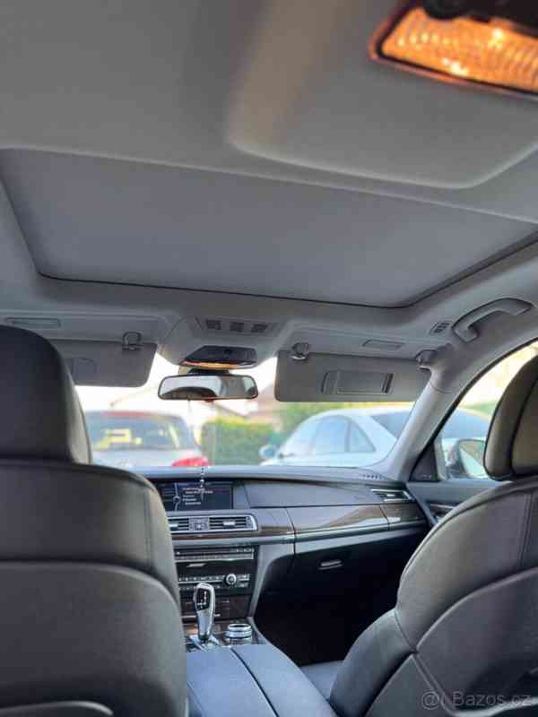 BMW Řada 7 750i F01 - foto 7